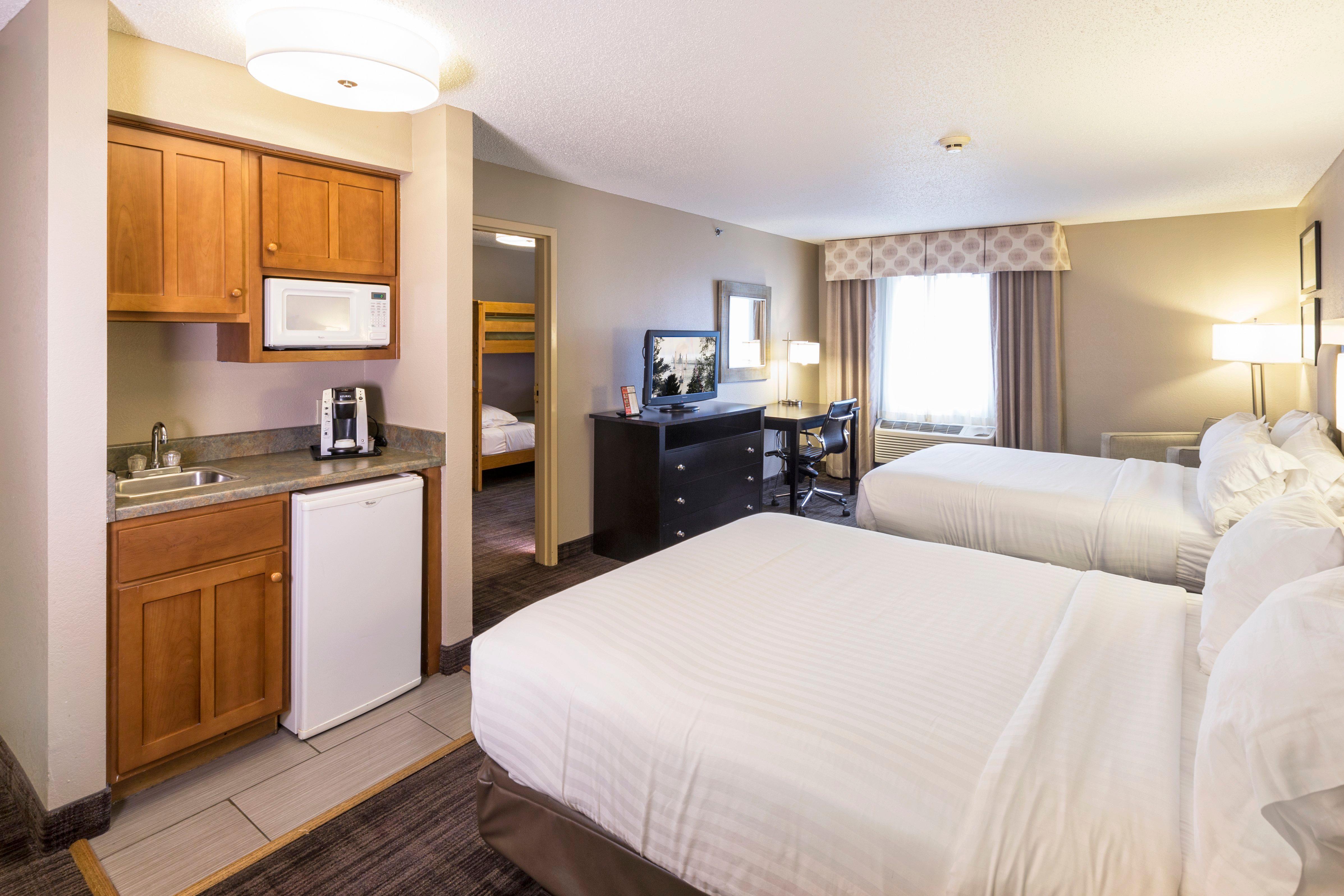 Holiday Inn Express Hotel & Suites-Saint Joseph By Ihg Exterior foto