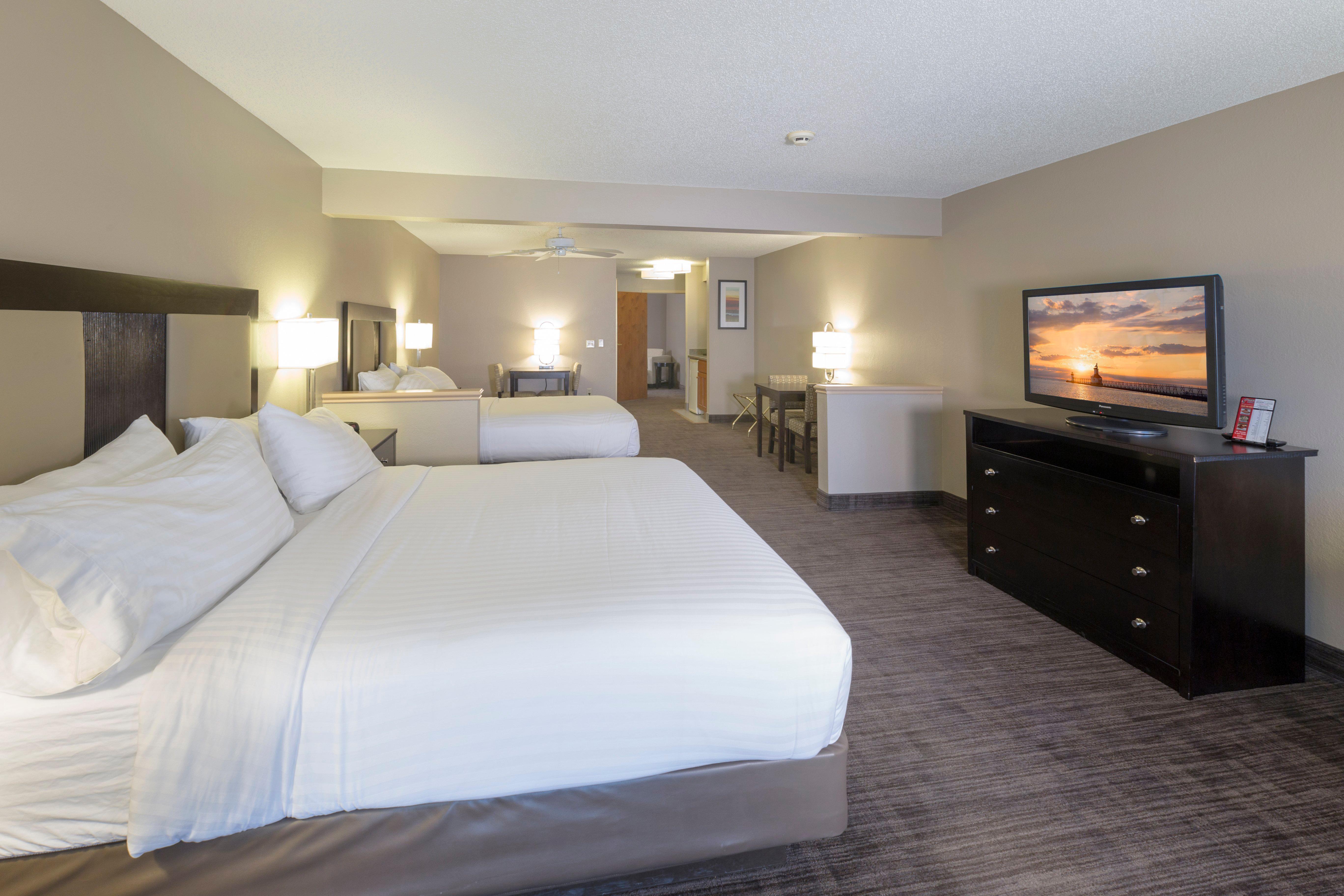 Holiday Inn Express Hotel & Suites-Saint Joseph By Ihg Exterior foto
