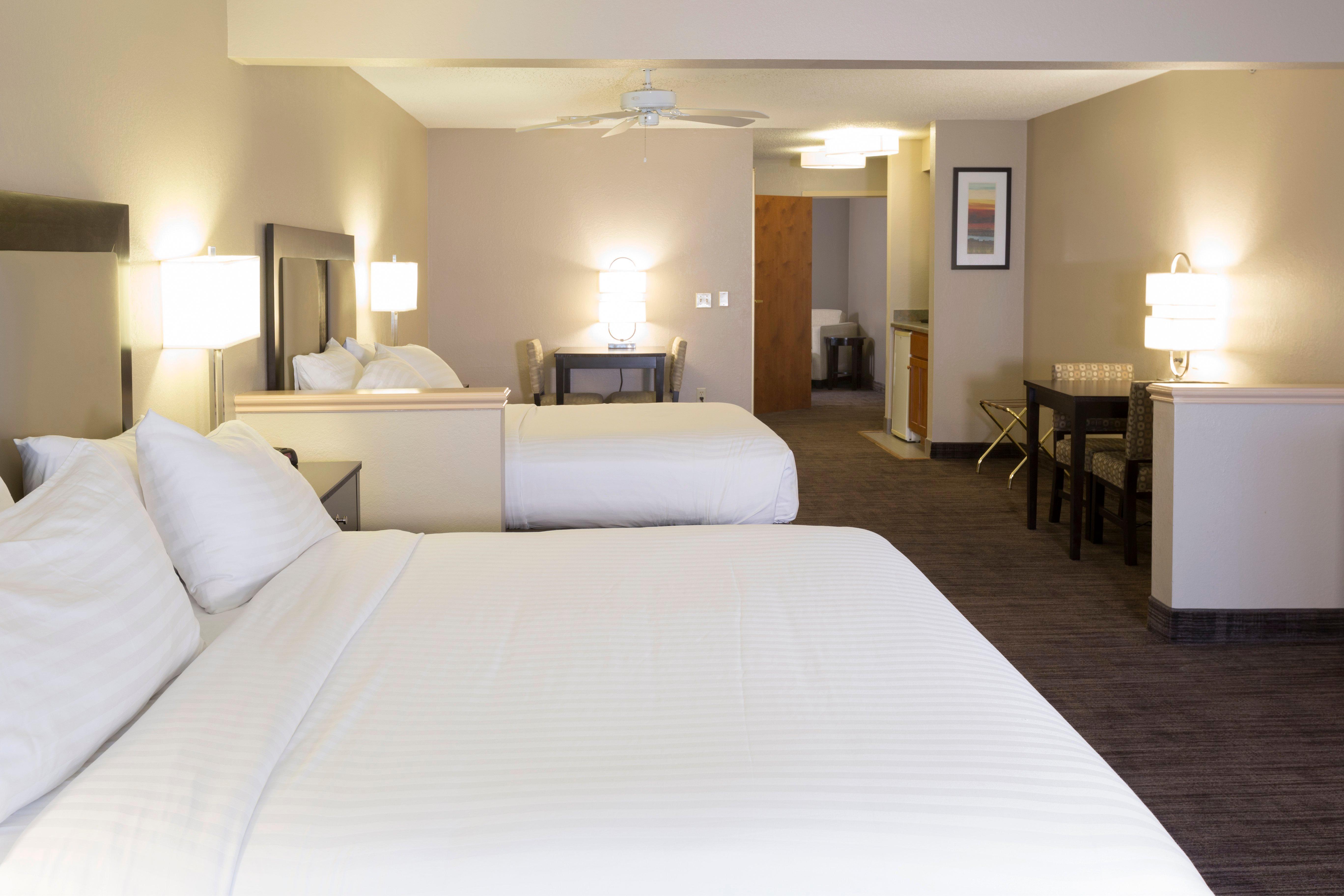 Holiday Inn Express Hotel & Suites-Saint Joseph By Ihg Exterior foto